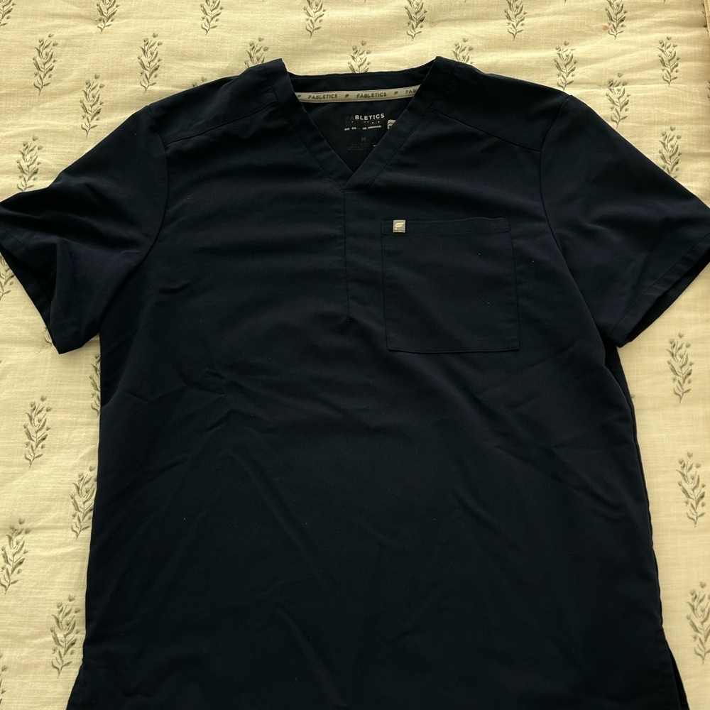 Fabletics Black Short Sleeve Tee Classic Crew Neck